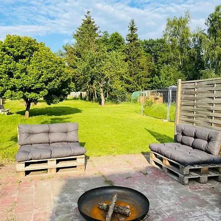 Gutshof Von Gemuenden Ferienwohnung 1 Bernau bei Berlin Buitenkant foto